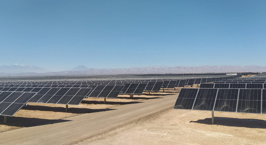 Grupo JR Ortiz Instala Exitosamente una de las Mayores Plantas Fotovoltaicas de Perú